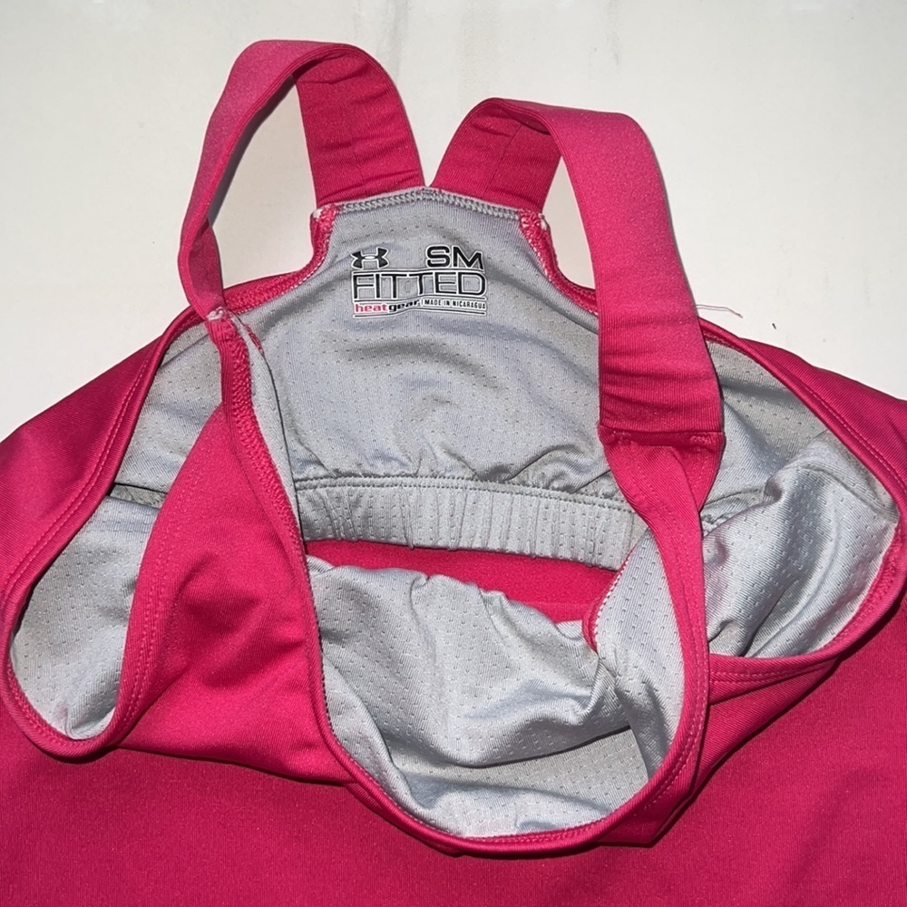 Hot Pink Under Armour Workout Tank with Built-in Shelf Bra Size S - Picture 3 of 4